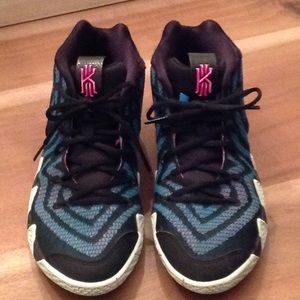 kyrie 4 pink and blue